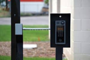 IoT and Digital Twins: Reshaping Real Estate in 2025