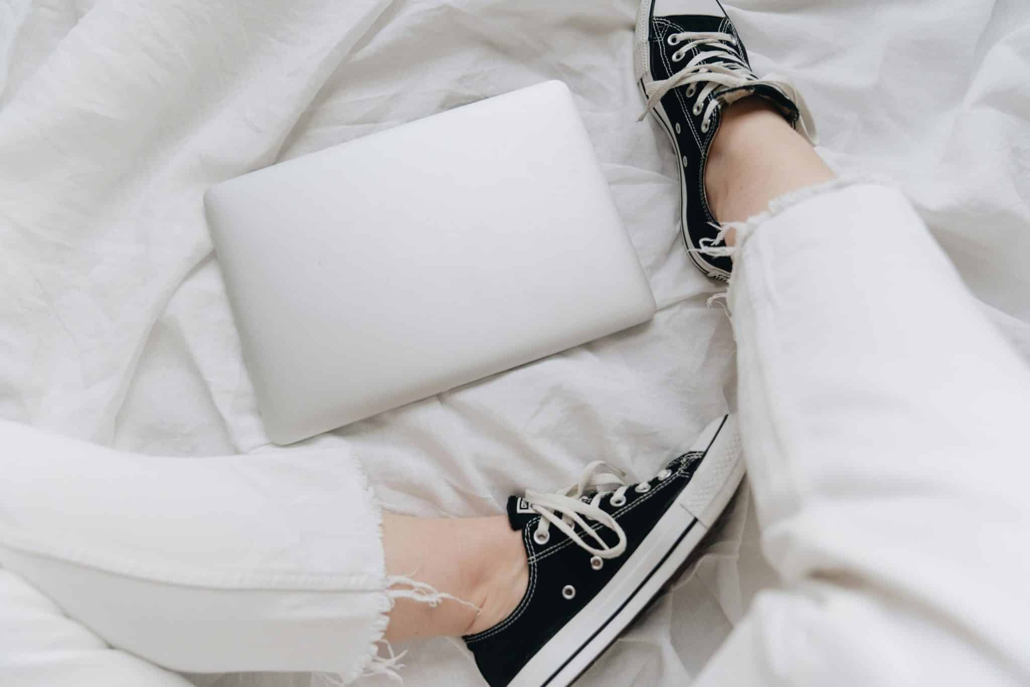 Asymmetry Everywhere: One-Shoulder Tops, One-Leg Pants, and Beyond