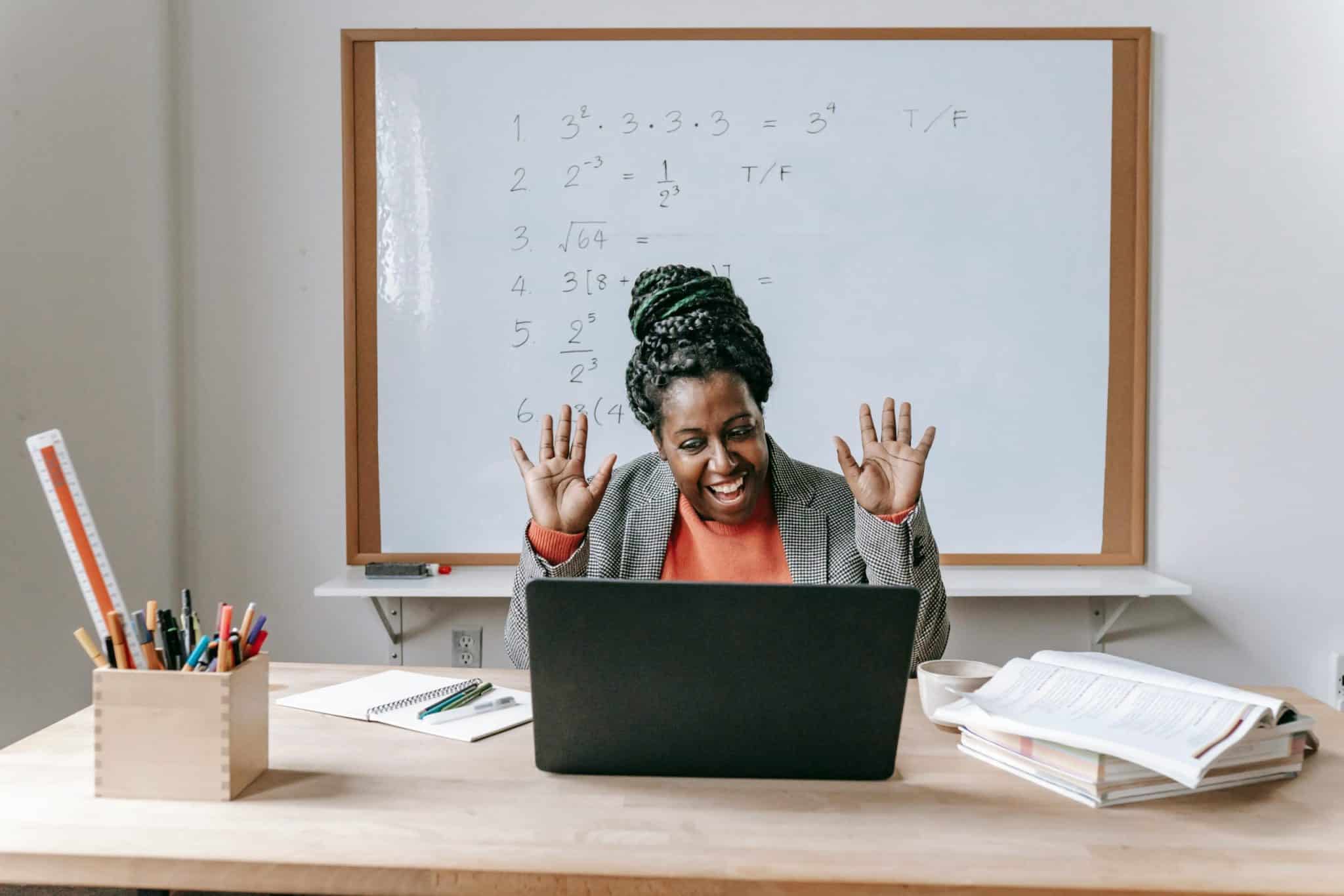 Digital Skills for Educators: Keeping Pace with Technological Change