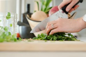 Dynamic Dining: Adapting to Climate-Conscious Food Choices