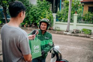 Gadgets and Sustainability: The Repair Movement and Right to Fix
