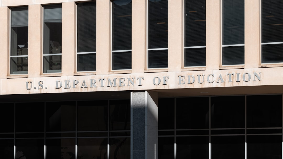 Gadgets and Education: Tools That Transform Learning Experiences